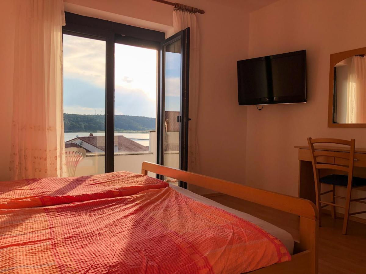 Apartments Palit Rab Luaran gambar