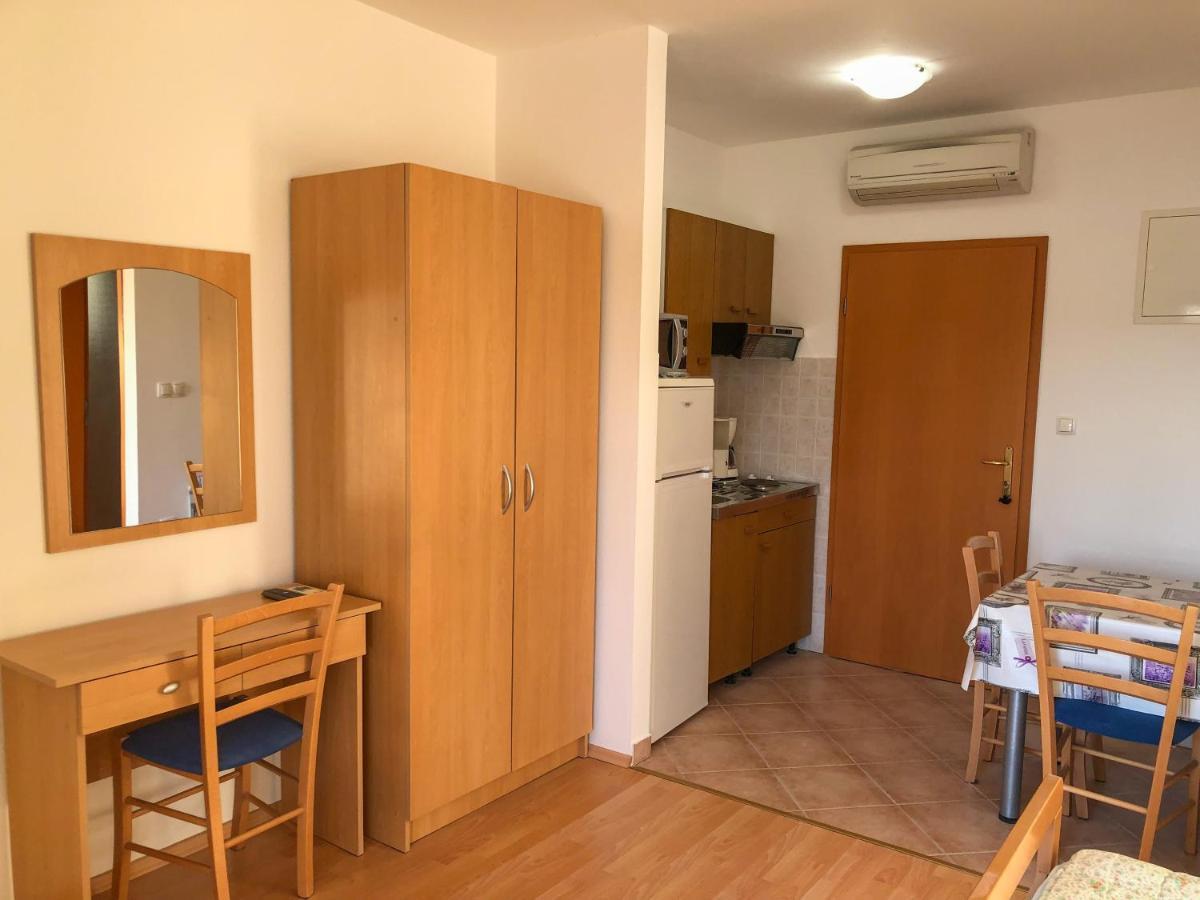 Apartments Palit Rab Luaran gambar